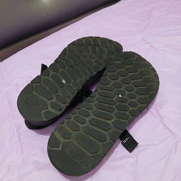 Chaco womens size 9 lowdown loop Strappy black sandals - Picture 6 of 6